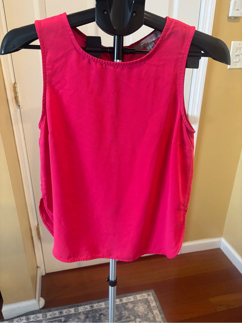 Red Sleeveless Women's Top